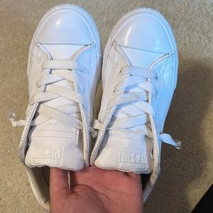 Slip on white converse